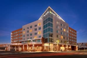 Hyatt Place San Francisco/Downtown exterior