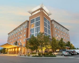 Red Roof Inn Denver Aurora exterior