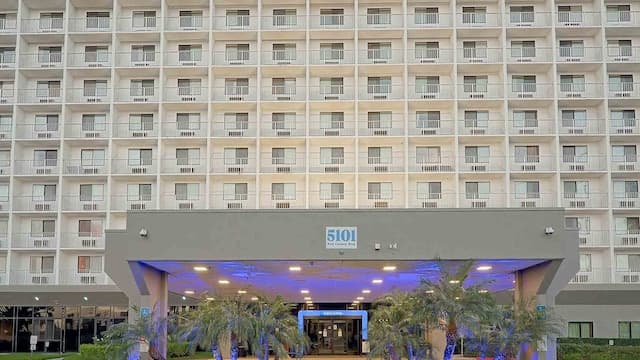 Motel 6 Los Angeles LAX exterior