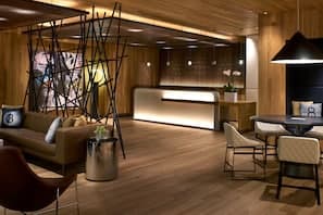 Hotel Palomar Los Angeles Beverly Hills exterior