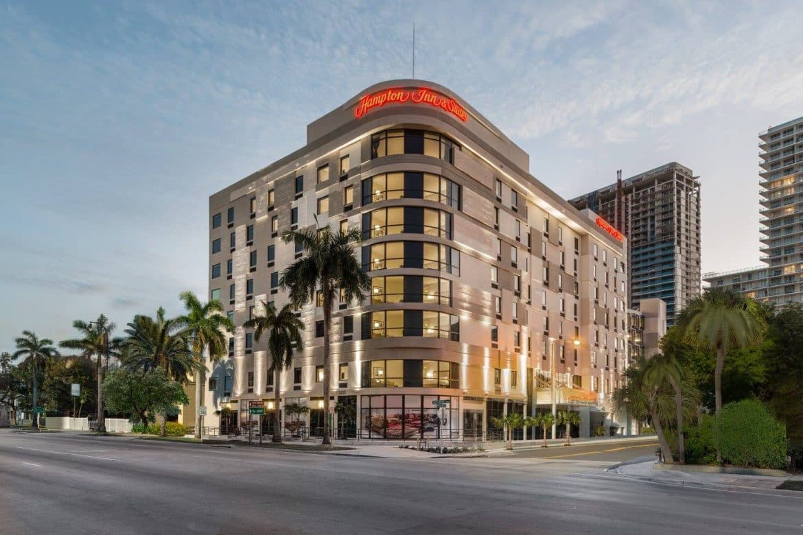 Hampton Inn & Suites Miami Midtown exterior