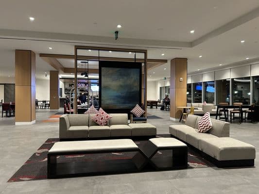 Hyatt House Los Angeles/University Park exterior