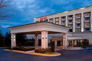 Courtyard by Marriott Tysons Corner Fairfax