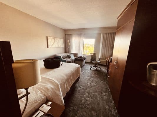 Courtyard by Marriott Miami at Dolphin Mall