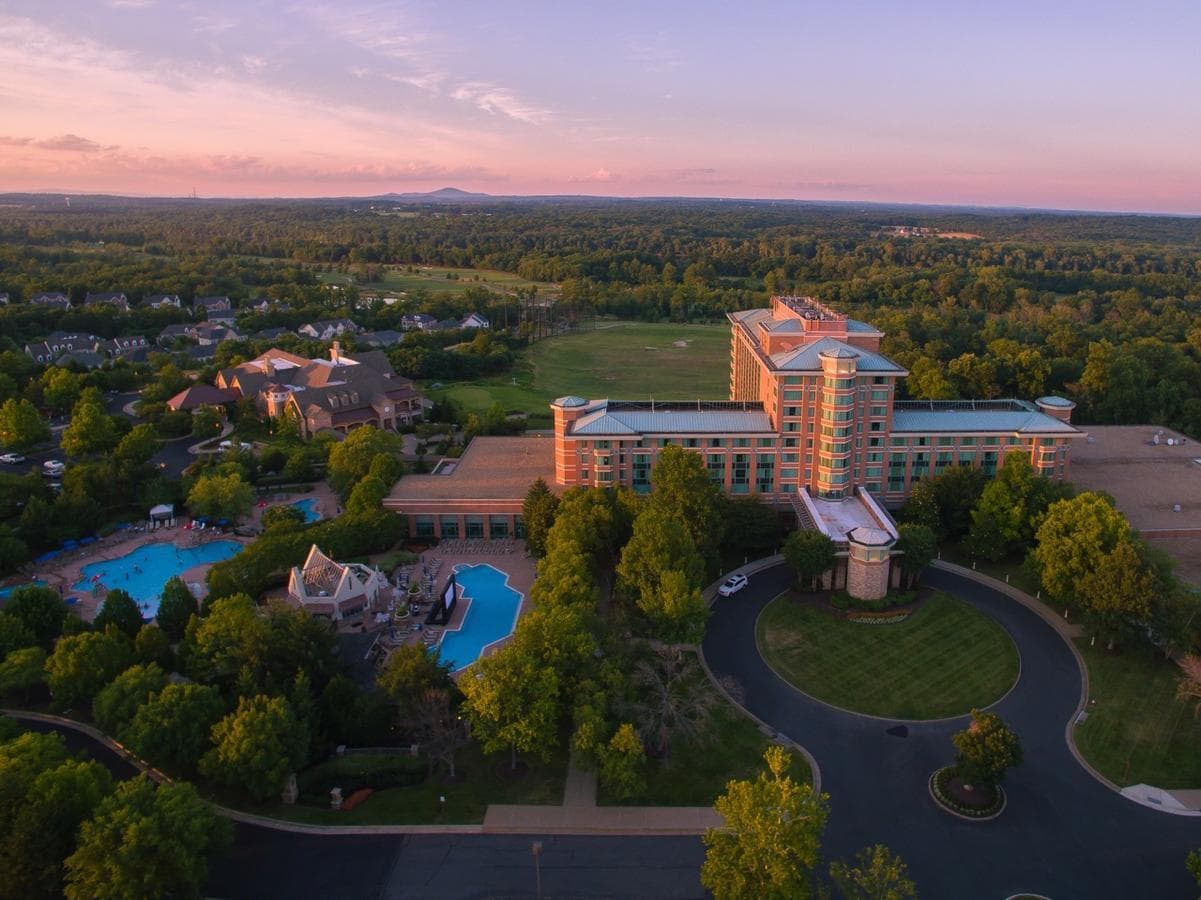Lansdowne Resort and Spa exterior