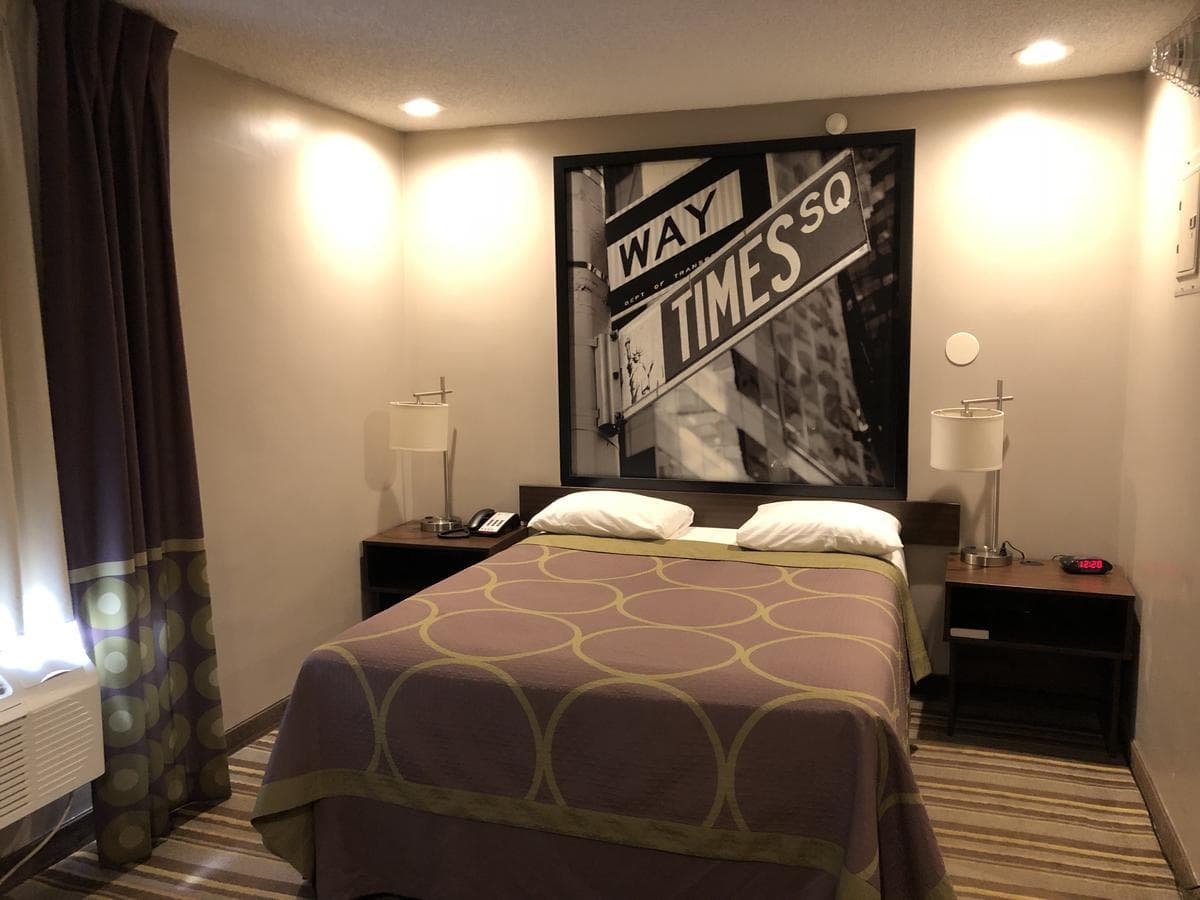 Super 8 by Wyndham Jamaica North Conduit Avenue exterior