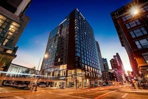 AC Hotel Denver Downtown