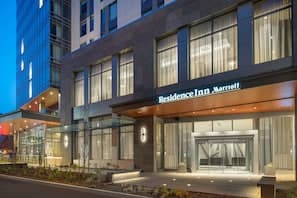 Residence Inn Seattle Downtown/Convention Center exterior