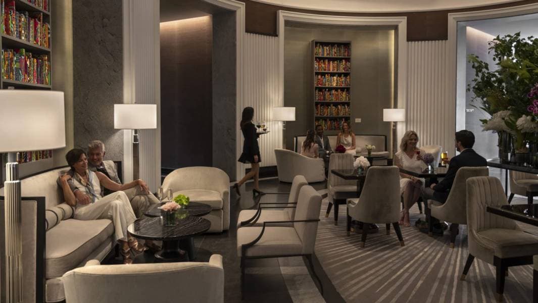 Four Seasons Hotel One Dalton Street Boston