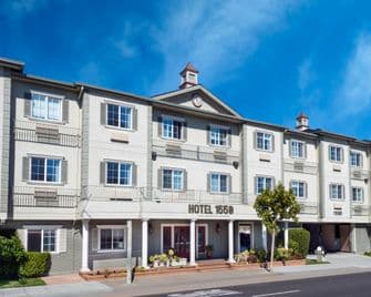 Red Roof Inn San Francisco Airport exterior