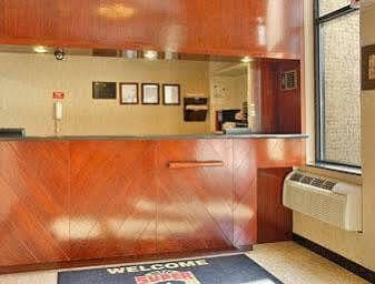 Super 8 Jamaica JFK Airport exterior