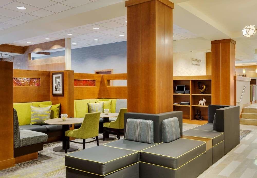 Courtyard by Marriott Boston Logan Airport