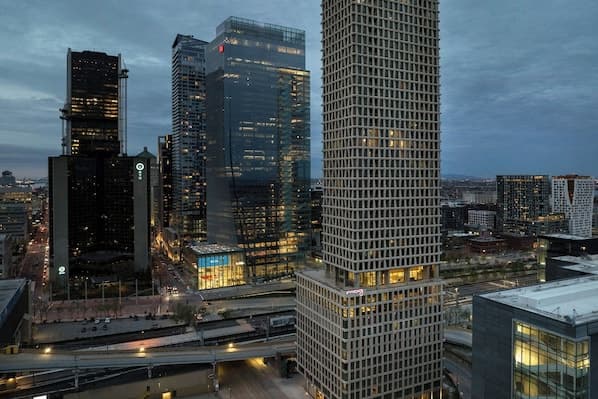 Moxy Denver Downtown exterior
