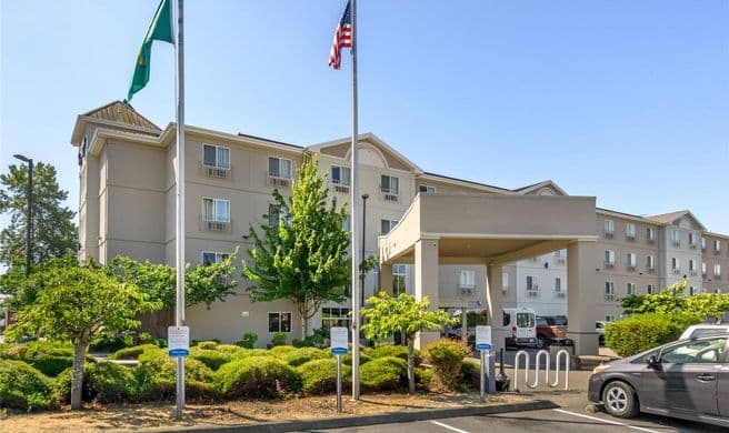 Comfort Inn Federal Way exterior
