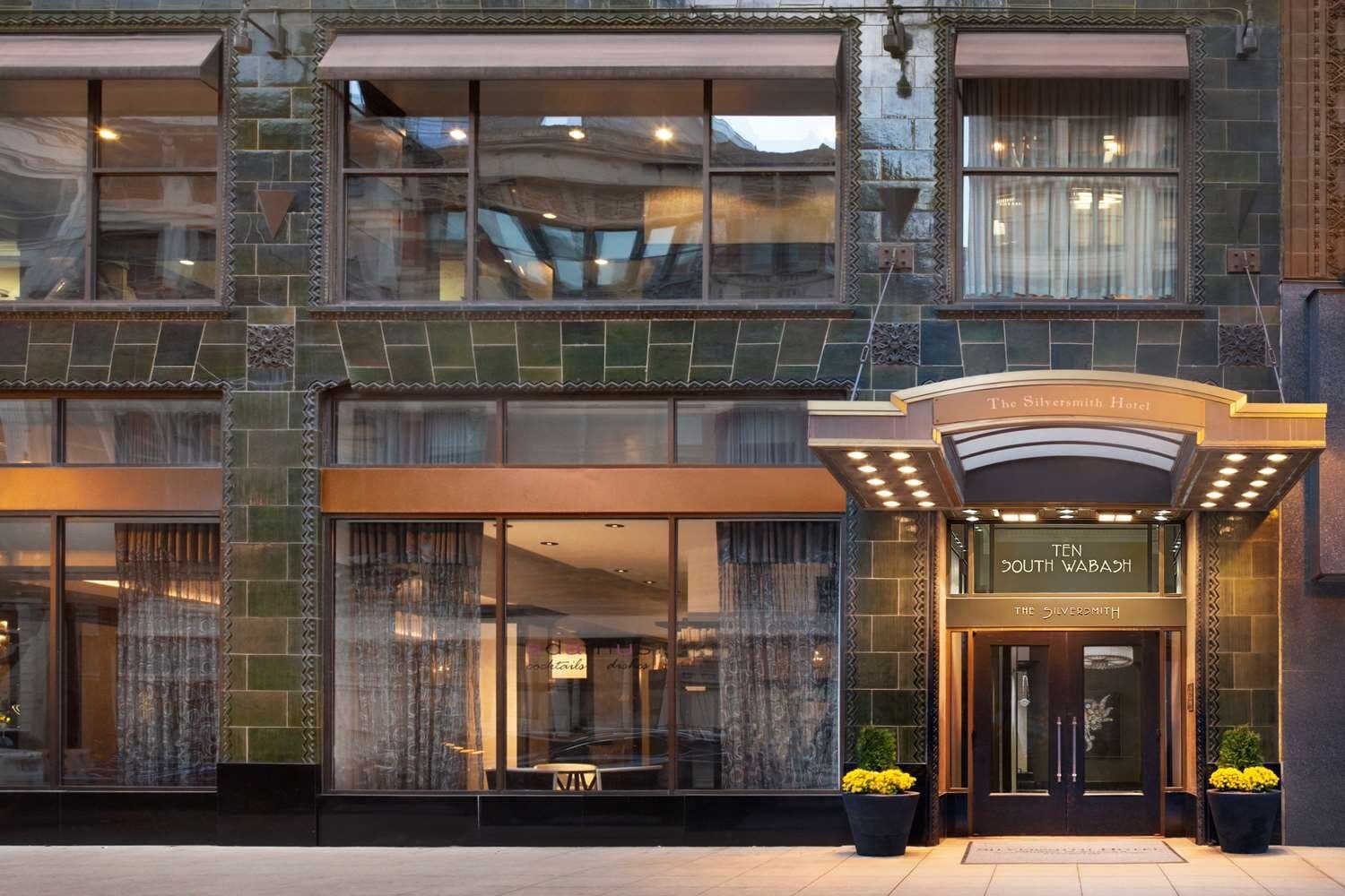 Residence Inn Chicago Downtown/Loop exterior
