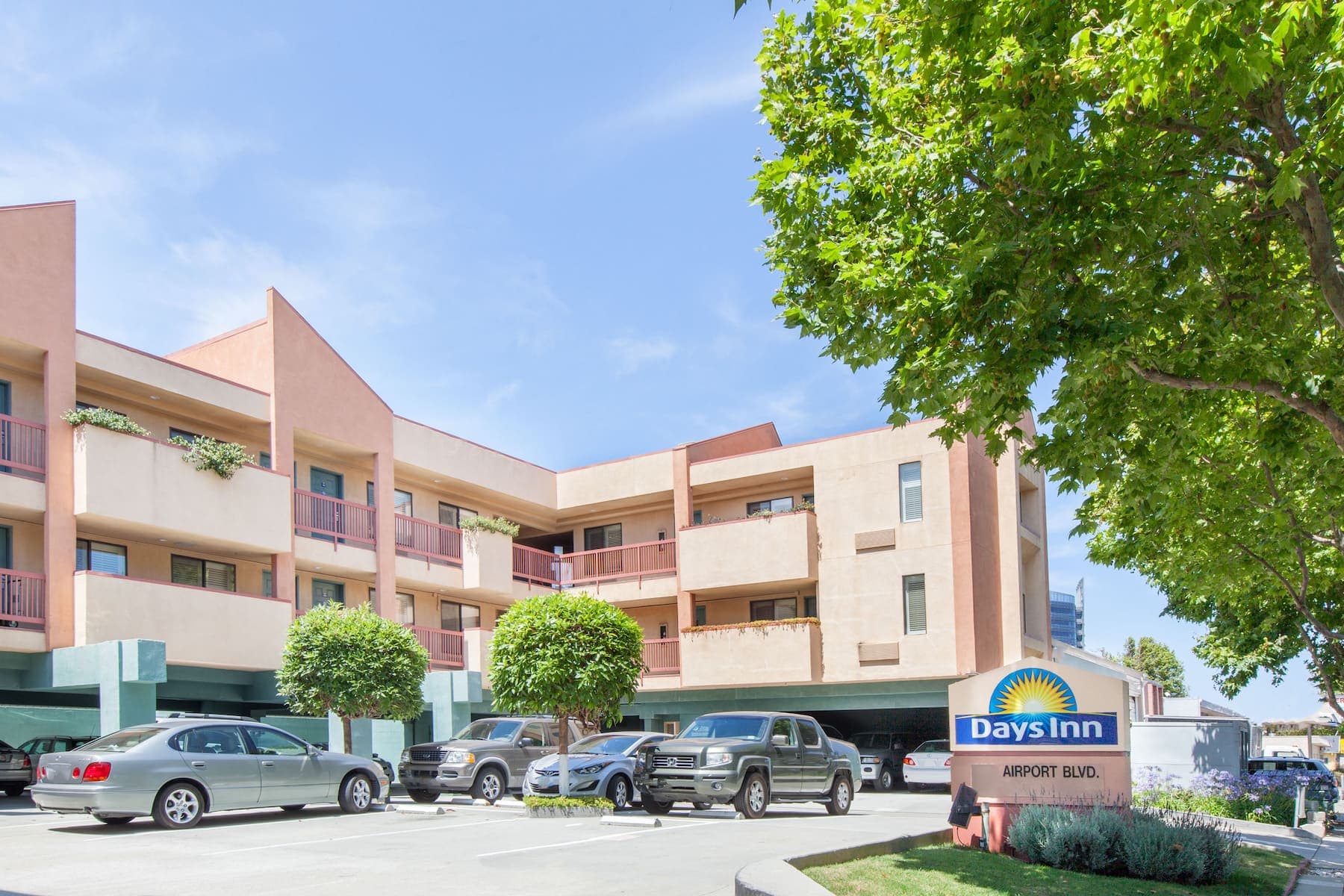 Days Inn by Wyndham San Francisco South Oyster Point