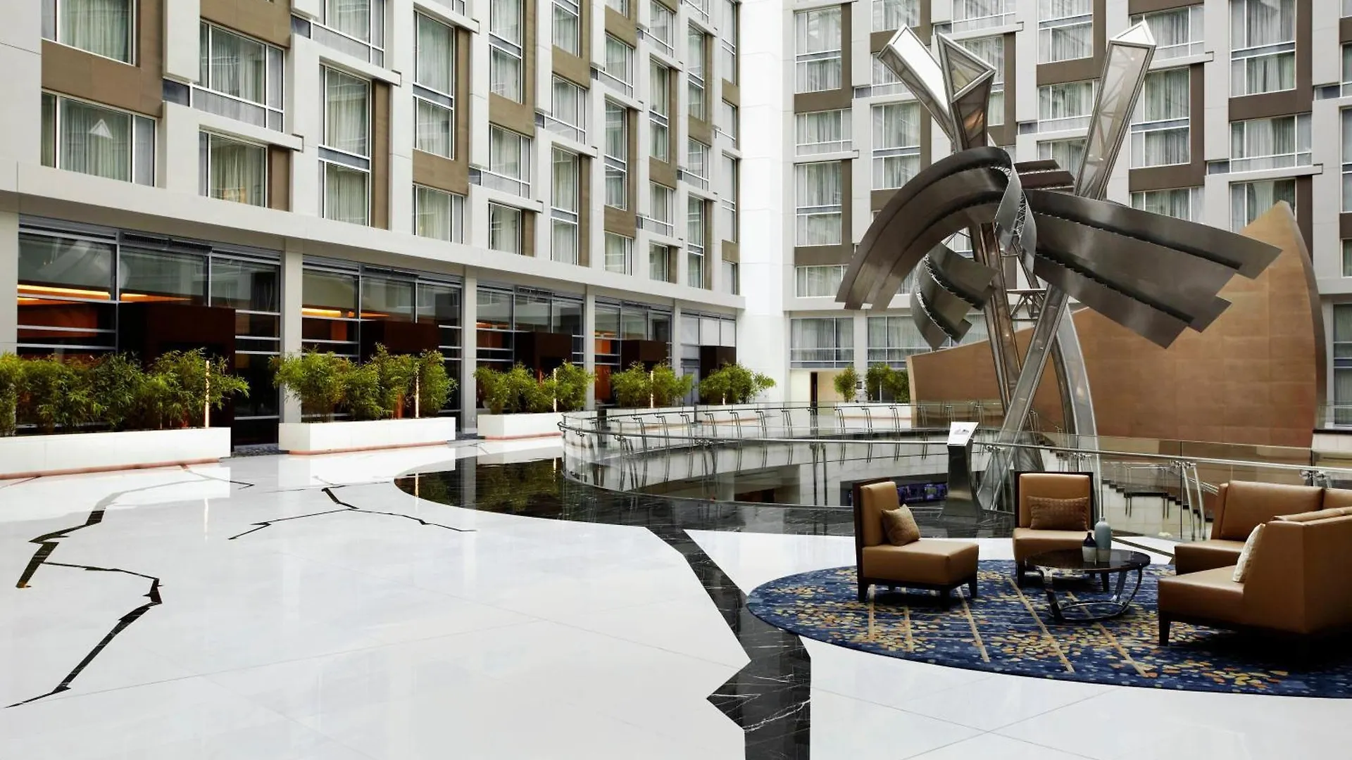 Marriott Marquis Washington DC exterior