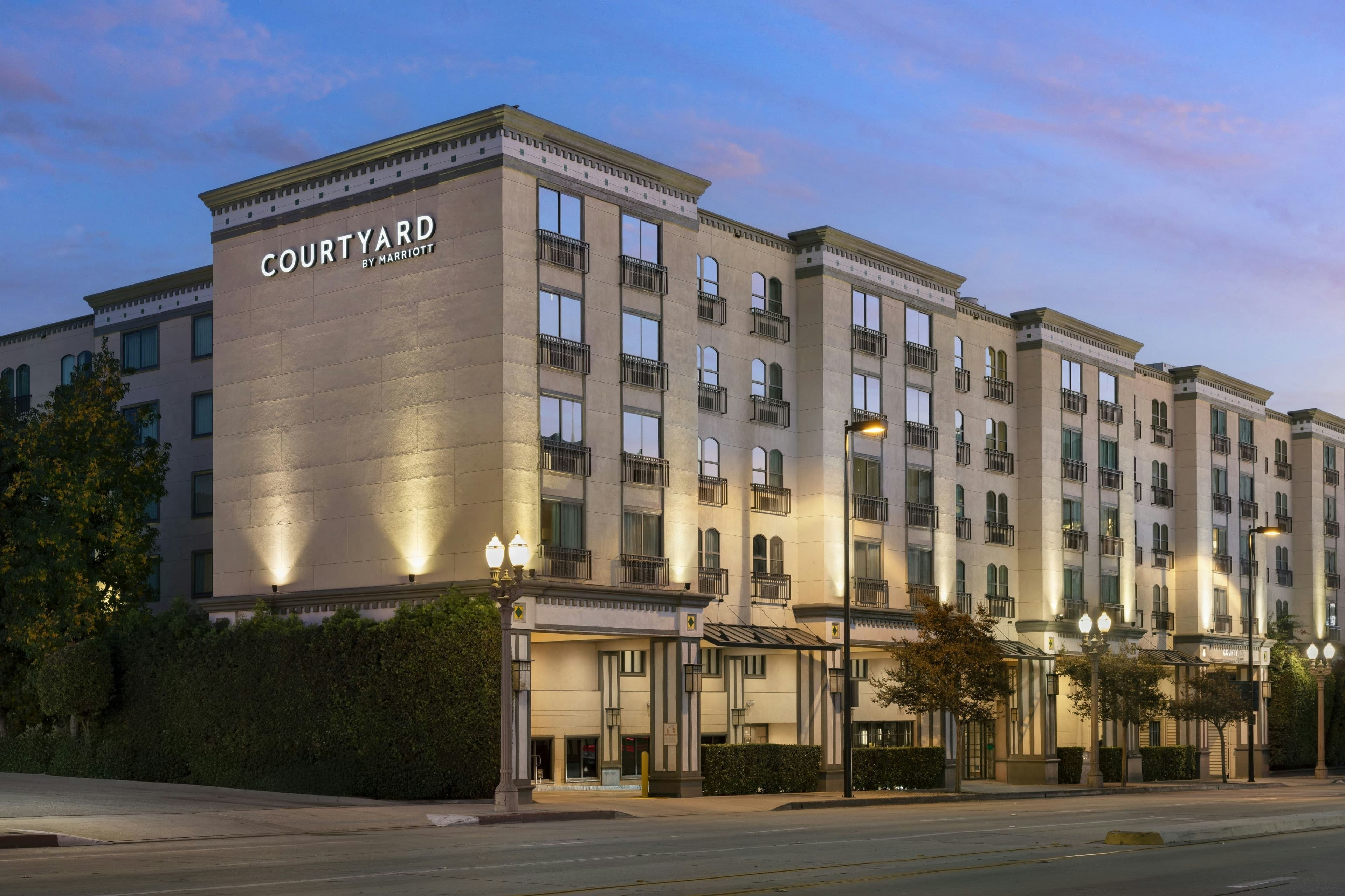 Residence Inn Los Angeles Pasadena/Old Town exterior