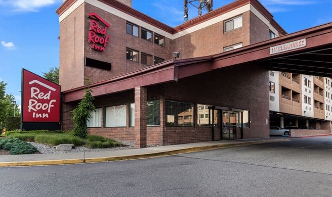 Red Roof Inn Seattle Airport SeaTac exterior