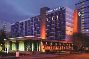 Hyatt Place San Jose Downtown exterior