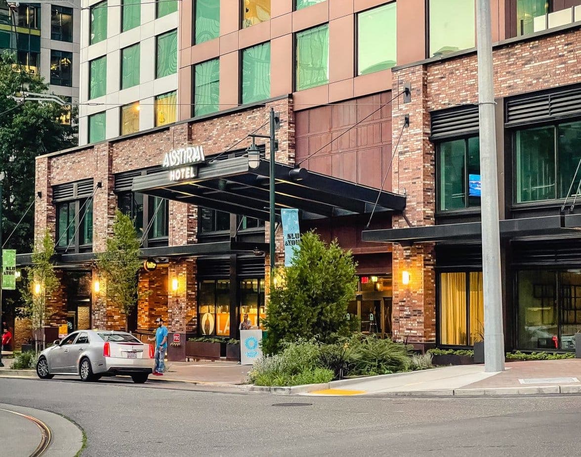 Astra Hotel Seattle exterior