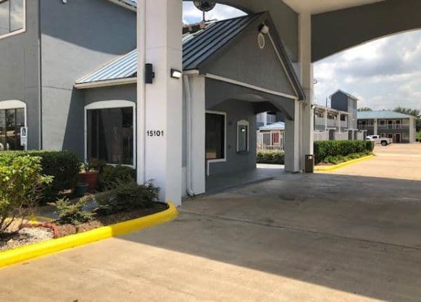 Americas Best Value Inn Houston Katy exterior