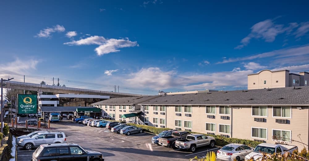 Quality Inn Sea-Tac Airport exterior