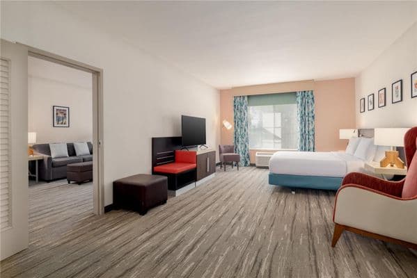 Hilton Garden Inn Las Vegas Strip South exterior