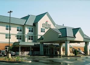 Country Inn & Suites Brockton