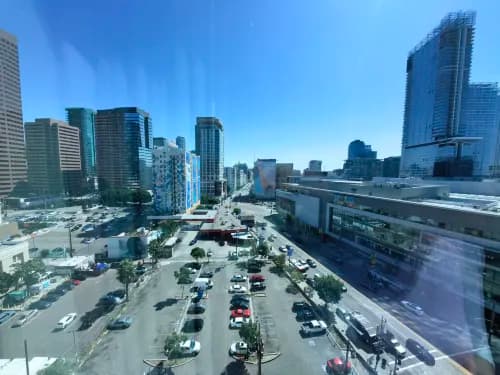 Courtyard by Marriott Los Angeles LA LIVE