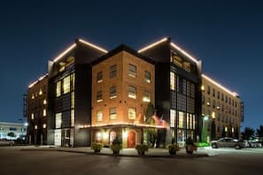 NYLO Dallas Plano Hotel exterior