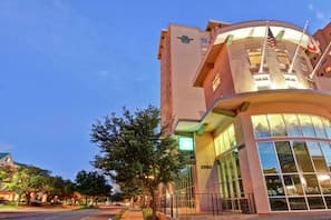 Homewood Suites by Hilton Houston Near the Galleria exterior