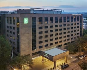 Embassy Suites by Hilton Washington DC Georgetown