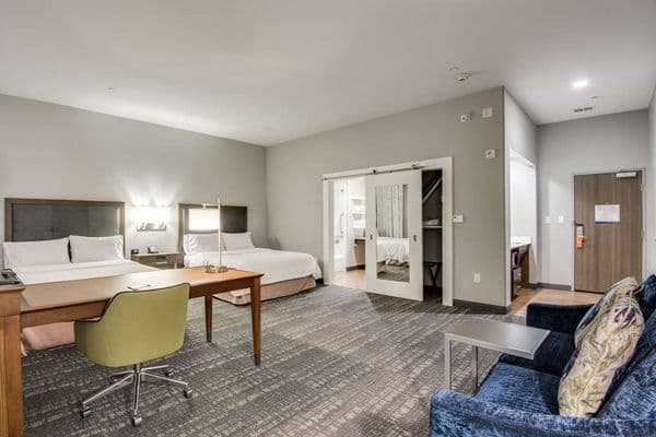 Hampton Inn Dallas/Ft. Worth Airport South exterior