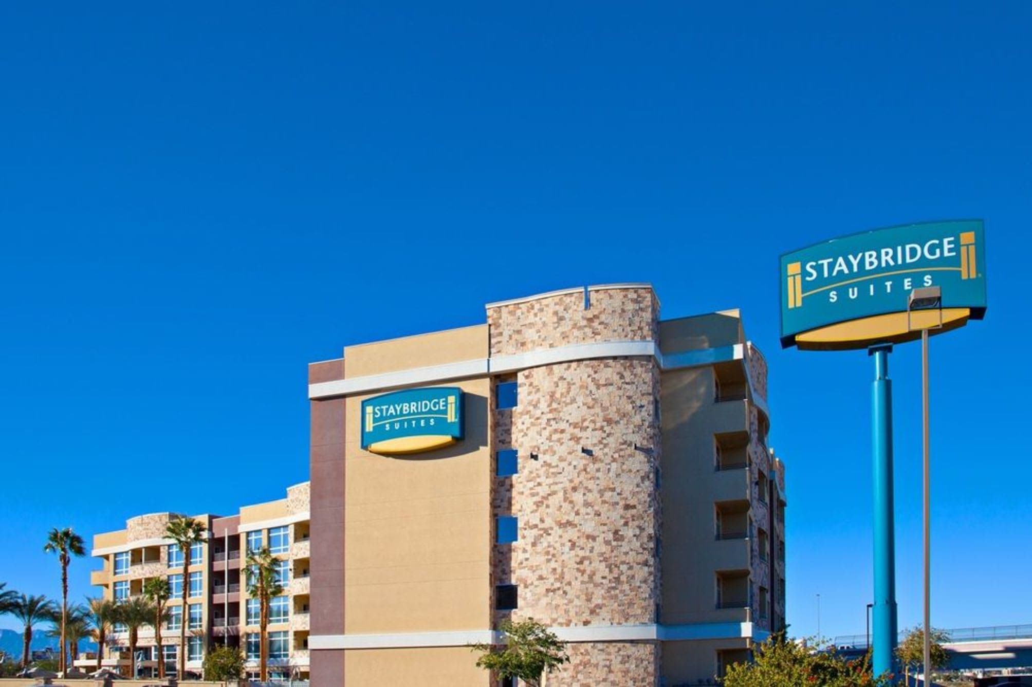 Fairfield Inn & Suites Las Vegas South exterior